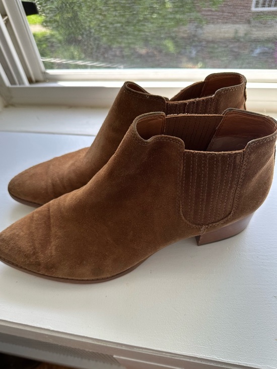 Shoes - Women’s Brown Suede Ankle Booties - Classic Chelsea Style